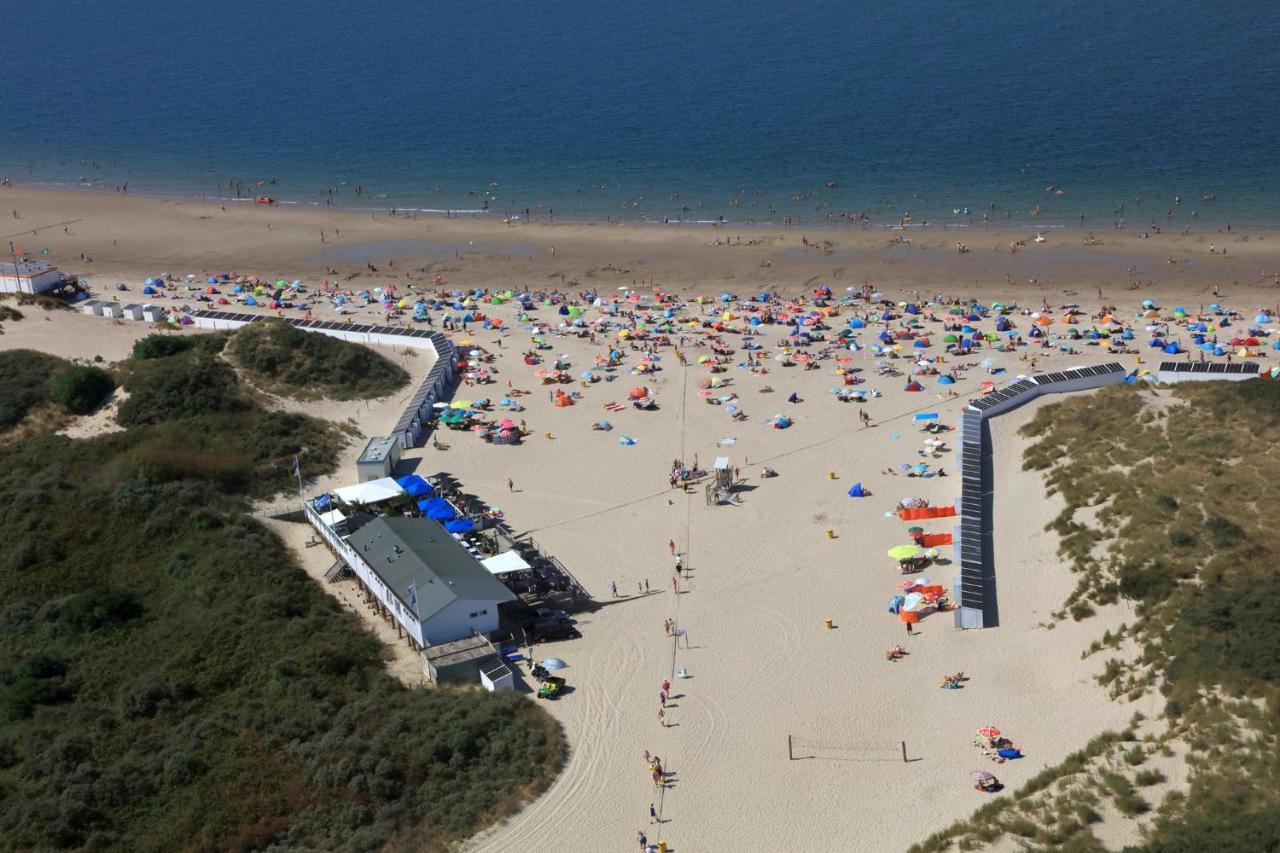Chalet Op Gezellige Familiecamping Bij Zee Kamperland Kültér fotó